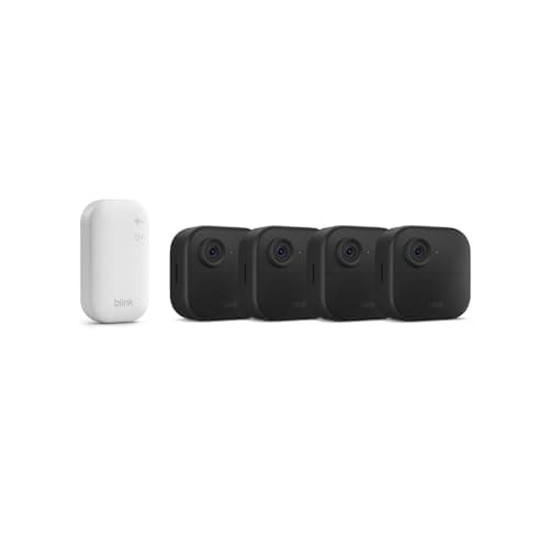 Nuova videocamera Blink (Outdoor 4) | Videocamera di sicurezza smart HD wireless, autonomia di due anni, compatibile con Alexa | Sistema a 4 telecamere con Sync Module Core incluso | IP65