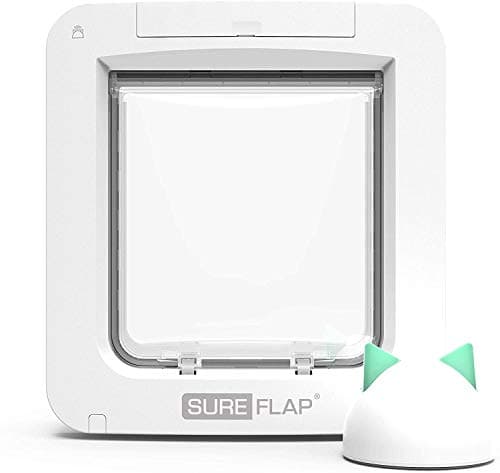 Porta per animali con lettore di microchip Connect SureFlap Sure Petcare con Hub, uso con App mobile, funzione Coprifuoco, install. su porte, finestre e pareti, Bianco, rich. 4 batterie C (non incl.)