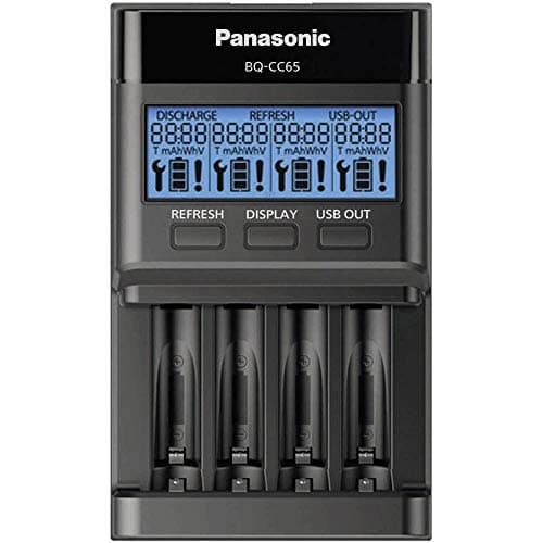 Panasonic eneloop pro, caricatore rapido intelligente con display LCD, per 1-4 pile NiMH AA/AAA, con modalità Refresh