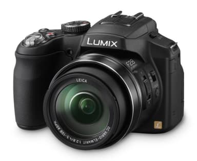 Panasonic Lumix FZ200 Bridge Camera - Black (12MP, 24x Optical Zoom) 3.0 inch LCD [Regno Unito]