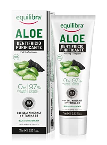 equilibra Igiene Dentale, Aloe Dentifricio Purificante, Dentifricio Carbone Attivo in Gel Delicato dal gusto Fresco, Fornisce un'azione Sbiancante Naturale, 75 ml