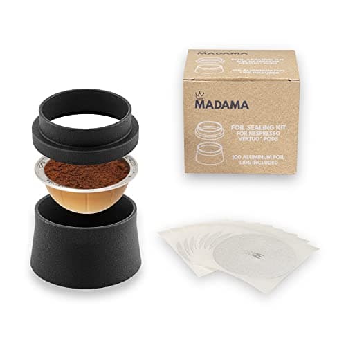 Madama - Kit di Riempimento per Cialde Ricaricabili e Riutilizzabili Compatibili con Nespresso Vertuo e Vertuoline, con 100 Tappi in Alluminio Adesivi (Kit + 100 Tappi)