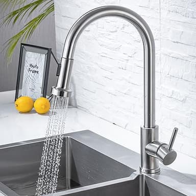 ONECE Rubinetto Cucina con Doccetta Estraibile a 2 Modalità, Miscelatore Lavello Girevole a 360°, Aeratore Rimovibile, Rubinetti Monocomando in Acciaio Inox 304, Calda e Fredda Regolabile